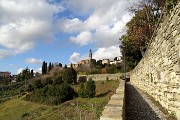 31 Vista sul Tempio dei Caduti di via Sudorno